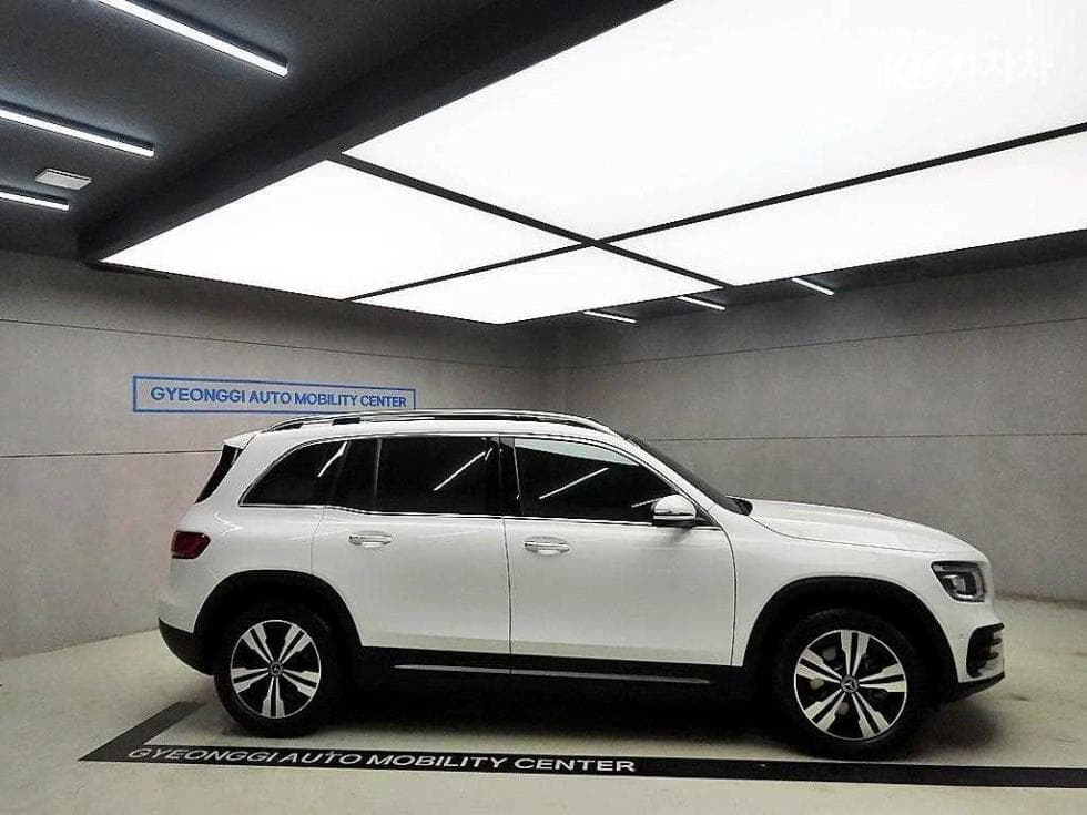 Mercedes-Benz GLB(X247)GLB 220 - 2