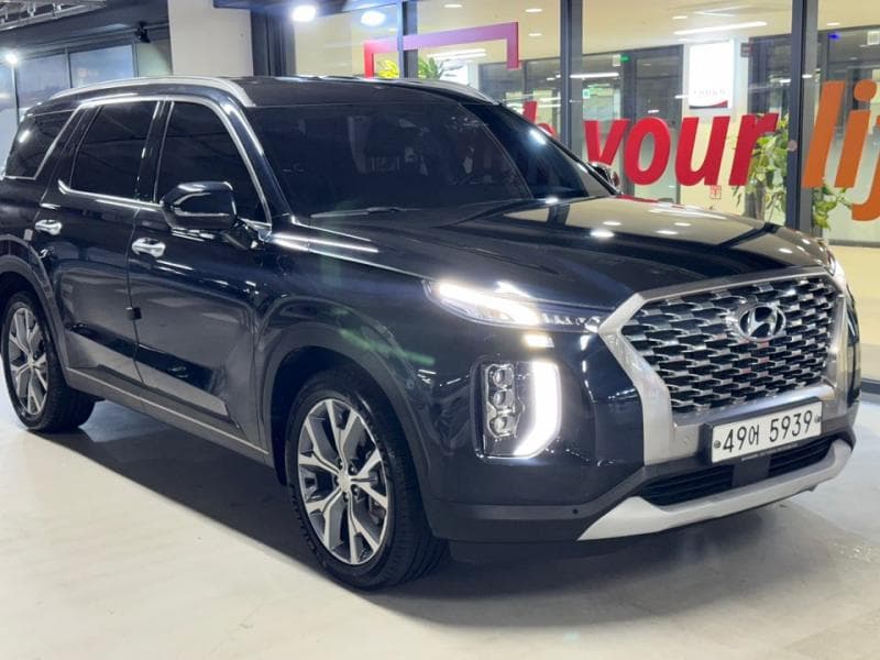 Hyundai Palisade2.2 Diesel 8-seater Prestige - 2