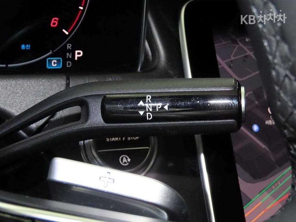 Mercedes-Benz E-클래스 (W214)E220d 4MATIC Exclusive - 12