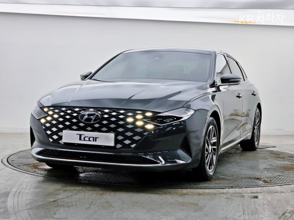Hyundai The New (facelift) Grandeur (Azera) 2.5 Premium - Image 1