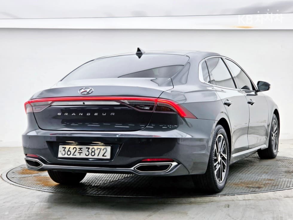 Hyundai The New (facelift) Grandeur (Azera)2.5 Premium - 2