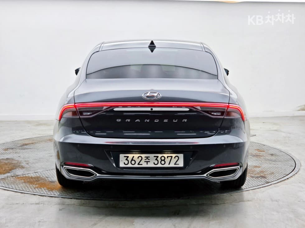 Hyundai The New (facelift) Grandeur (Azera)2.5 Premium - 4
