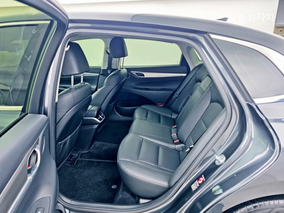 Hyundai The New (facelift) Grandeur (Azera)2.5 Premium - 6