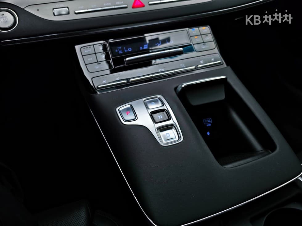 Hyundai The New (facelift) Grandeur (Azera)2.5 Premium - 9