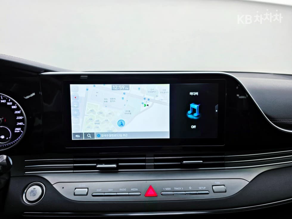 Hyundai The New (facelift) Grandeur (Azera)2.5 Premium - 11