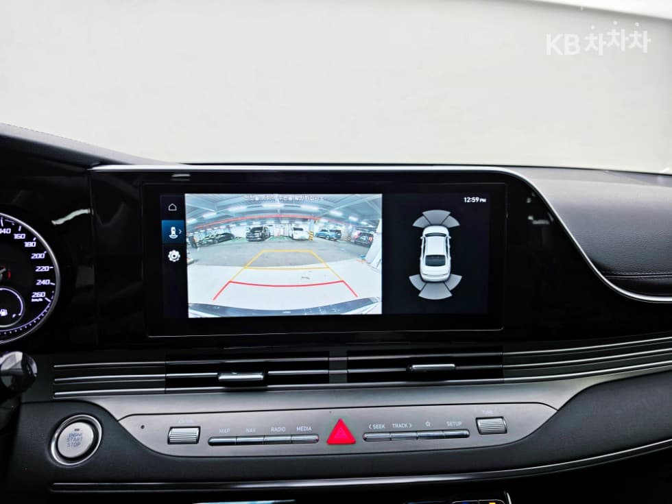 Hyundai The New (facelift) Grandeur (Azera)2.5 Premium - 12