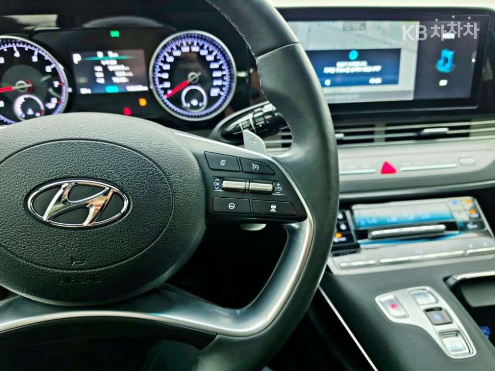 Hyundai The New (facelift) Grandeur (Azera)2.5 Premium - 14