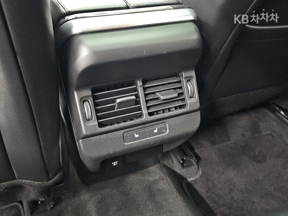 Land Rover New Range Rover Evoque2.0 D180 SE - 13