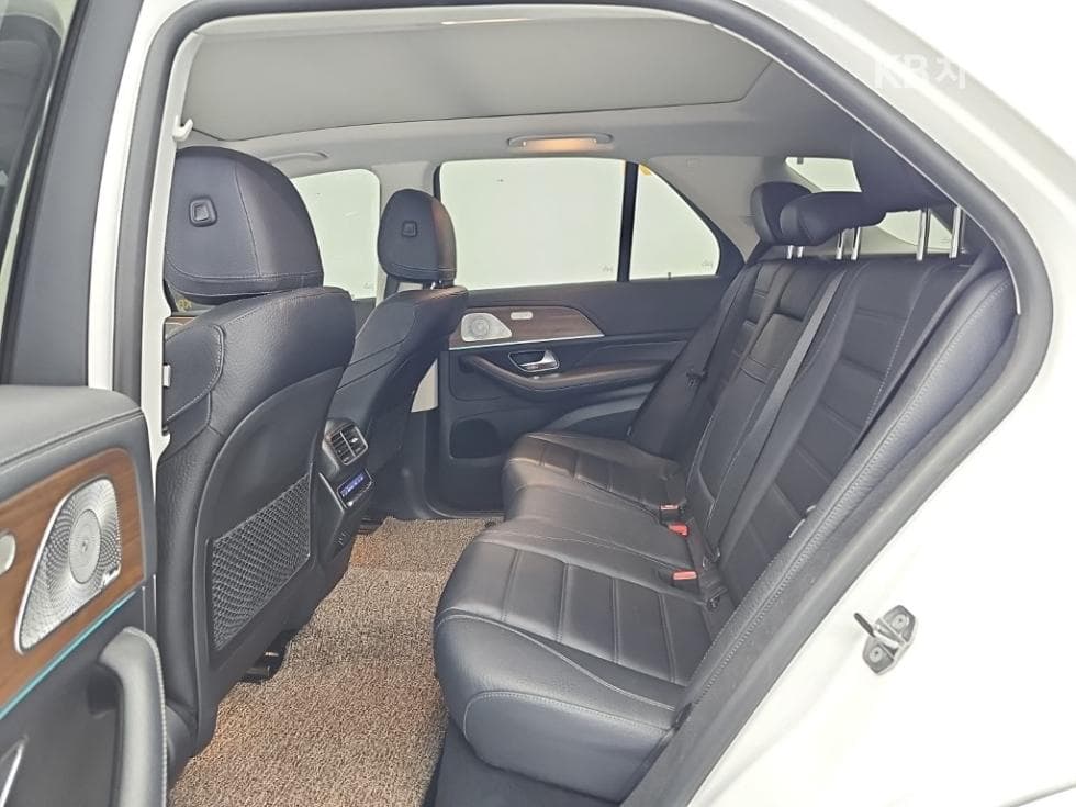 Mercedes-Benz GLE (V167)450 4Matic - 12