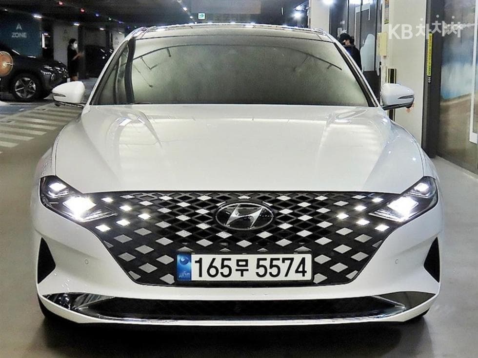 Hyundai The New (facelift) Grandeur (Azera) Hybrid2.4 Exclusive - 2