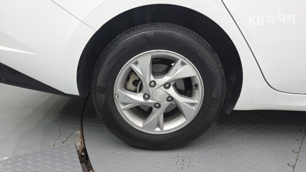Hyundai All New Avante (Elantra)(CN7)1.6 Gasoline Smart - 10