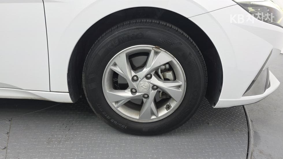 Hyundai All New Avante (Elantra)(CN7)1.6 Gasoline Smart - 11