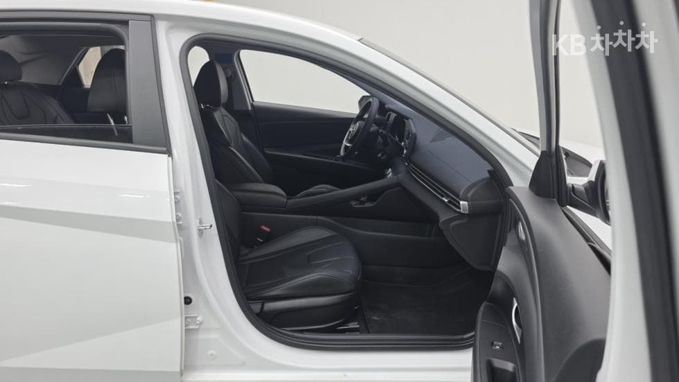 Hyundai All New Avante (Elantra)(CN7)1.6 Gasoline Smart - 12