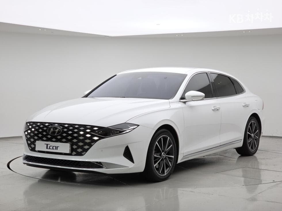 Hyundai The New (facelift) Grandeur (Azera) 2.5 Premium 초이스 - Image 1