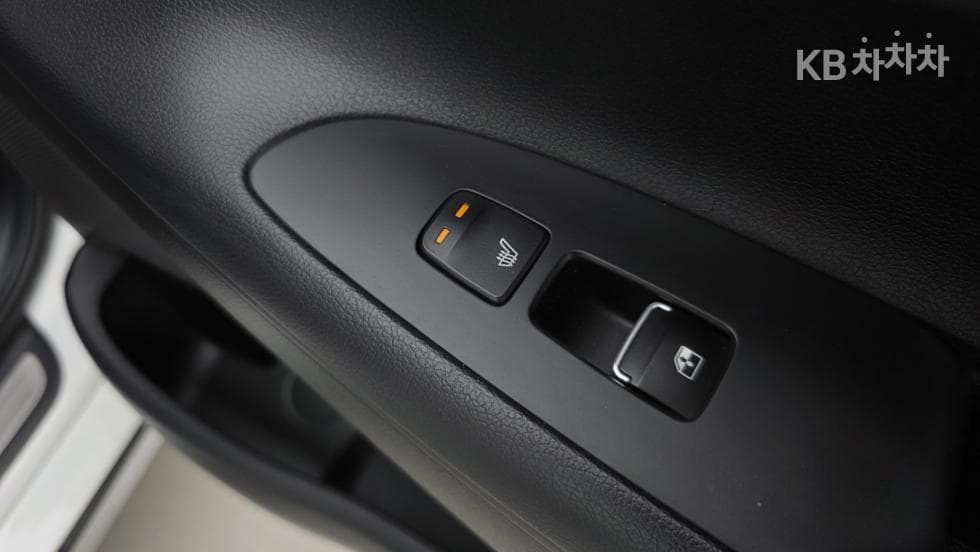Hyundai The New (facelift) Grandeur (Azera)2.5 Premium 초이스 - 18