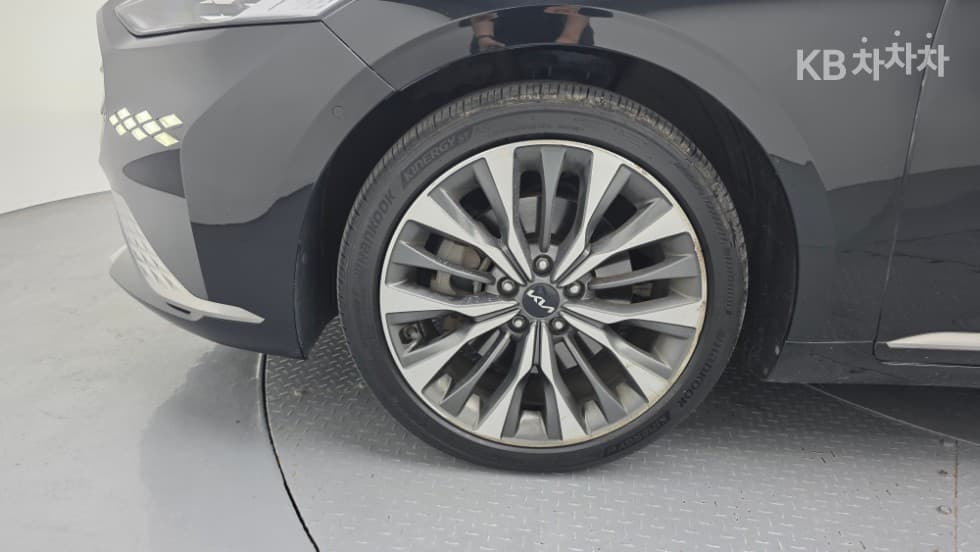 Kia K82.5L gasoline Noblesse - 8