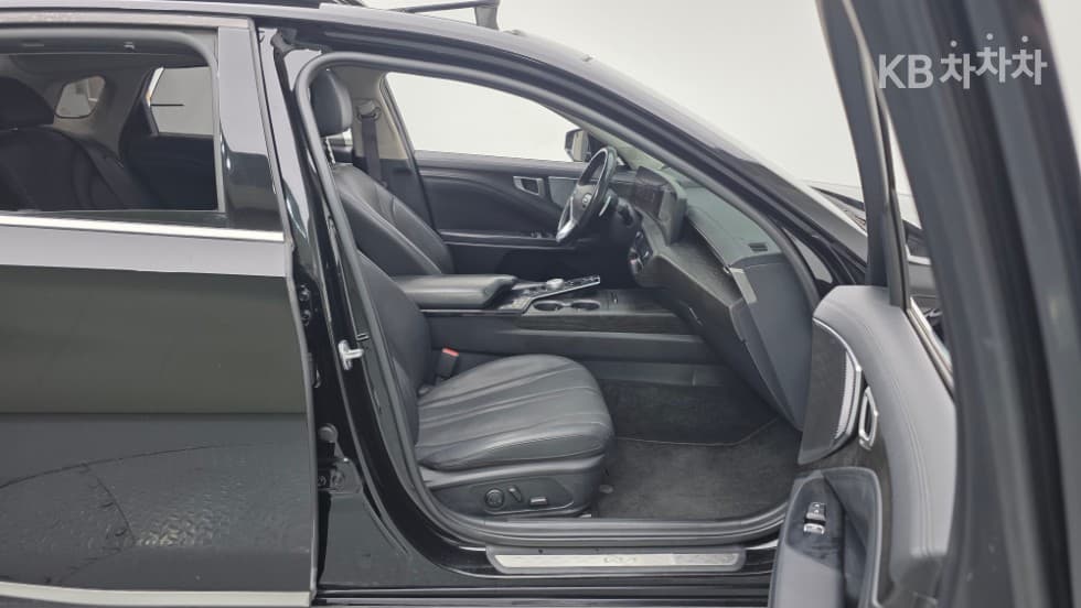 Kia K82.5L gasoline Noblesse - 14