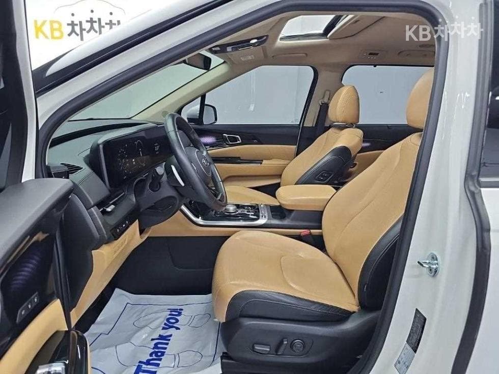 Kia Carnival 4th generationD2.2 9-seater Signature - 12