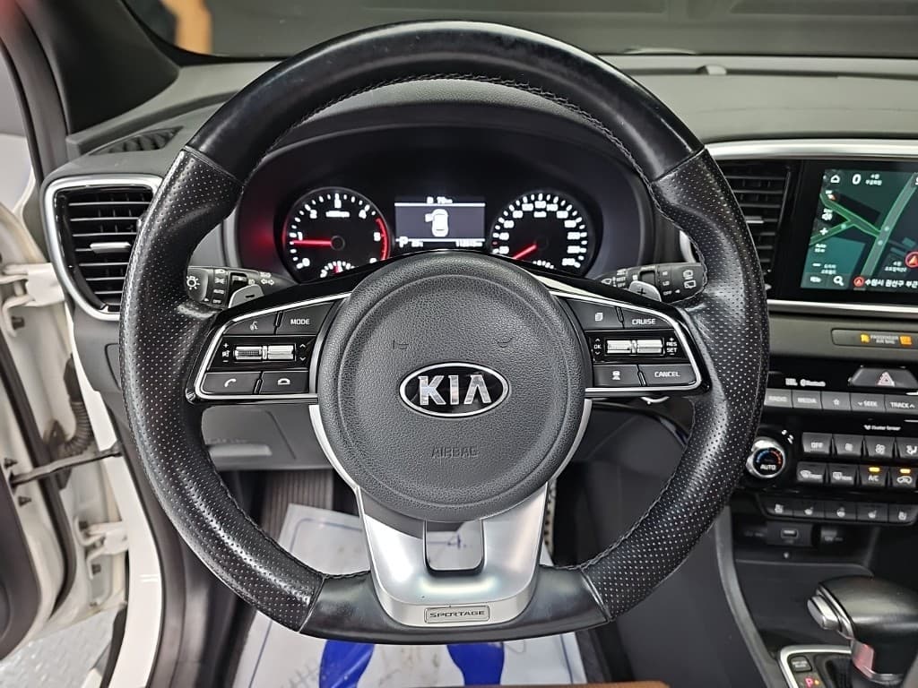 Киа Sportage 더 볼드2.0 Дизел 2WD Местен텔리전트 - 9