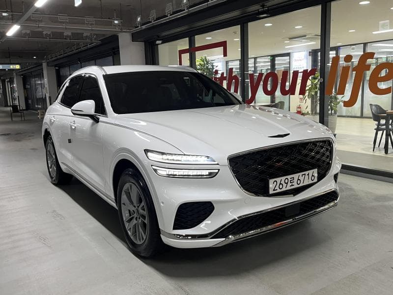 Дженезис GV70 Бензин 2.5T AWD - Image 1