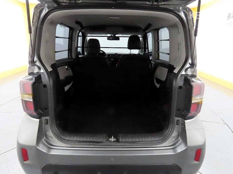 Kia The New (facelift) Kia Ray (van) Van1.0 Gasoline Van 2-seater Prestige - 18