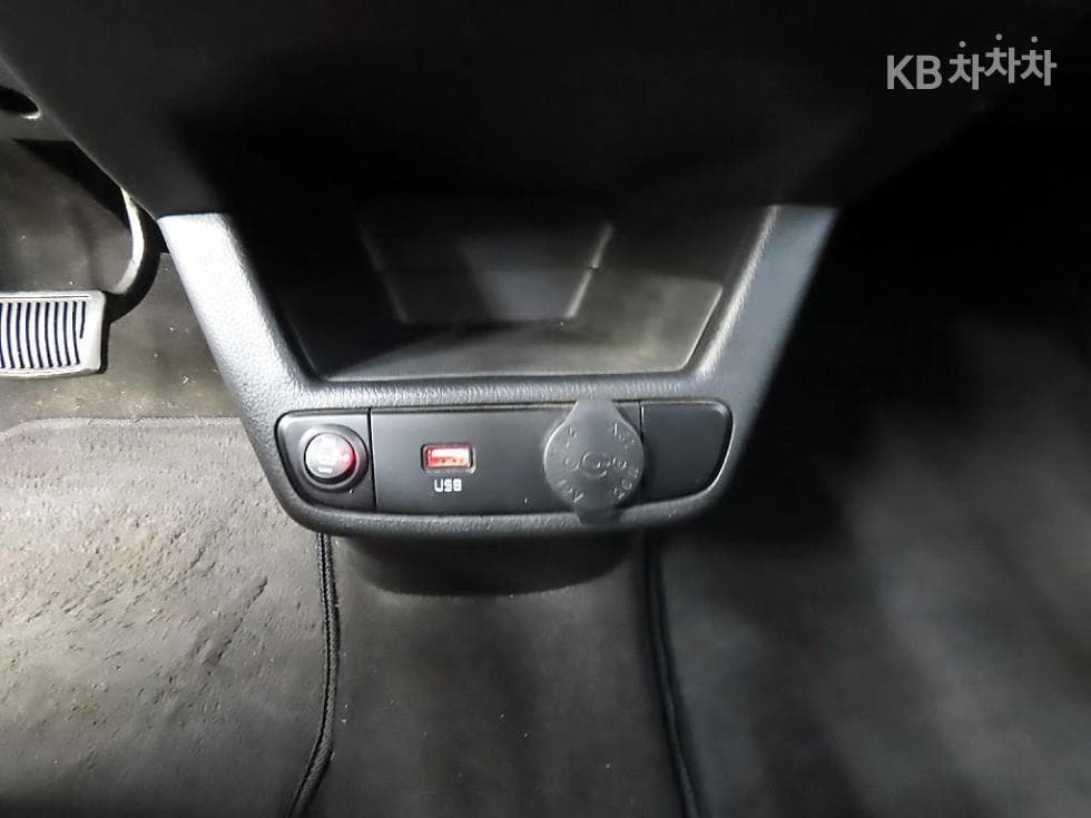 Kia The New (facelift) Kia Ray (van)1.0 Gasoline Standard - 13