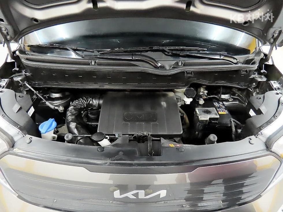 Kia The New (facelift) Kia Ray (van)1.0 Gasoline Standard - 19
