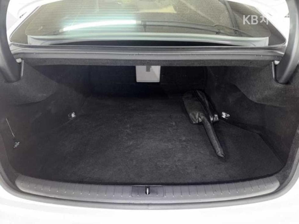 Дженезис G803.3 GDI AWD Премиум Люкс - 17
