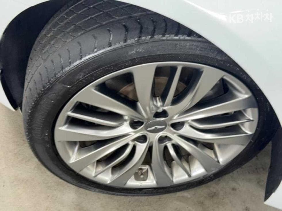 Дженезис G803.3 GDI AWD Премиум Люкс - 20