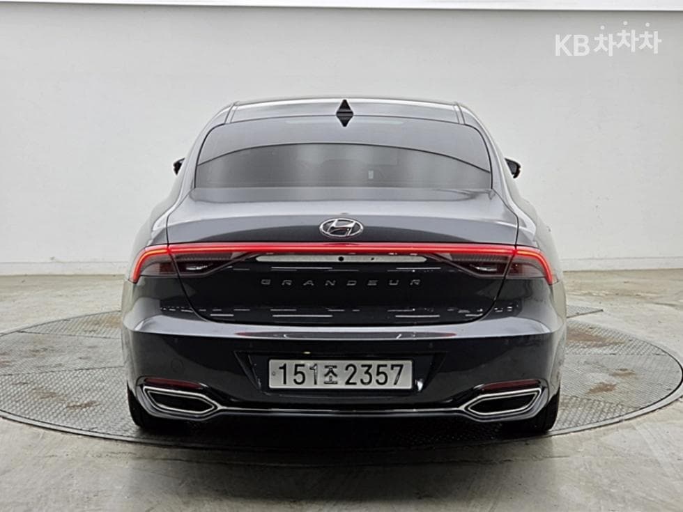 Хюндай The New (фейслифт) Grandeur (Azera)LPi 3.0 Рент-а-кар Premium - 4