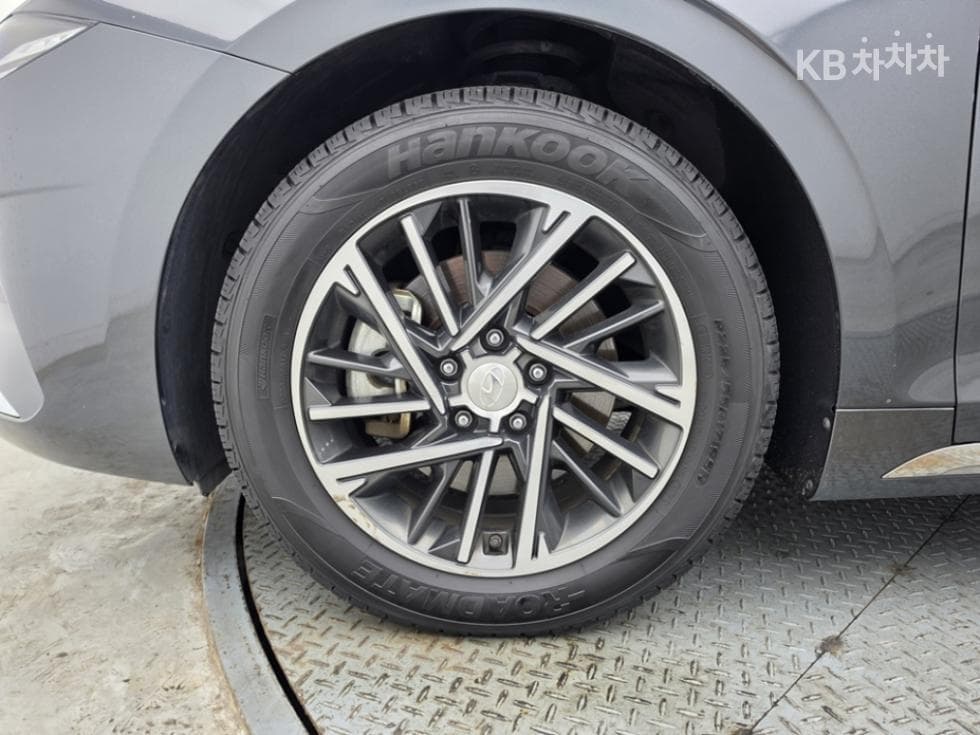 Хюндай The New (фейслифт) Grandeur (Azera)LPi 3.0 Рент-а-кар Premium - 5