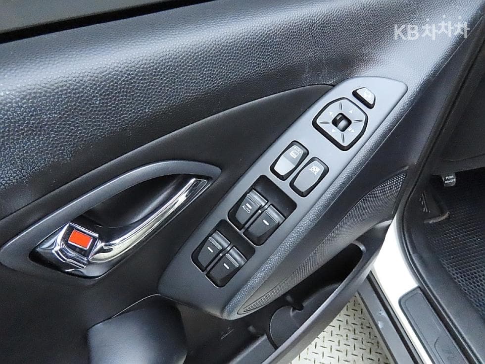 Hyundai TucsonixDiesel 2WD LX20 Smart팩 - 13