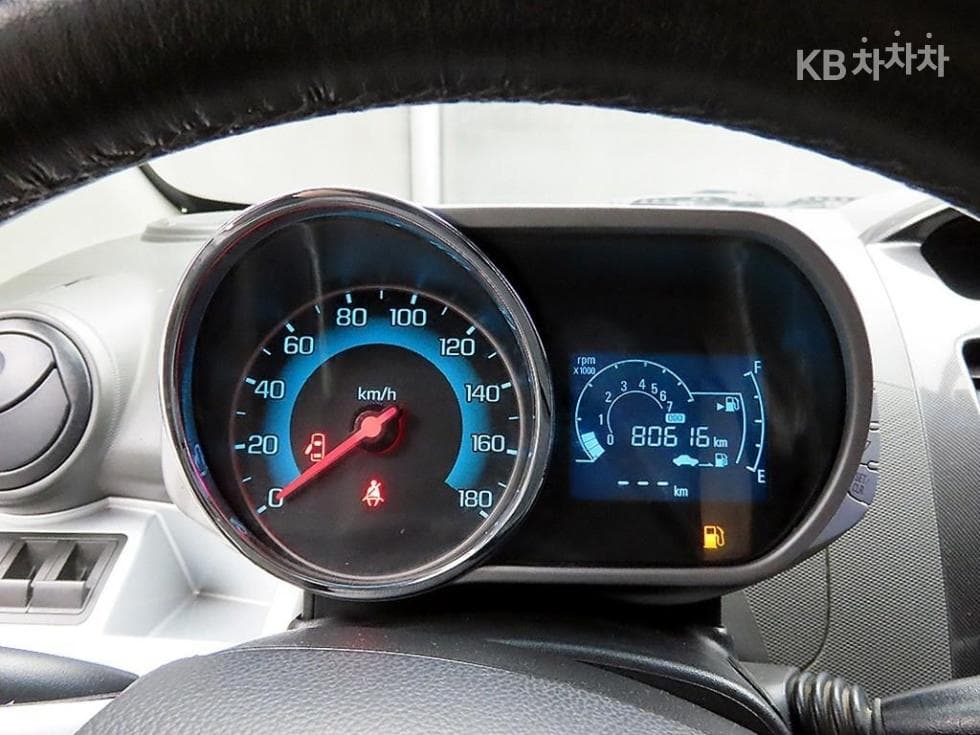 GM Korea Chevrolet SparkLT Standard - 8