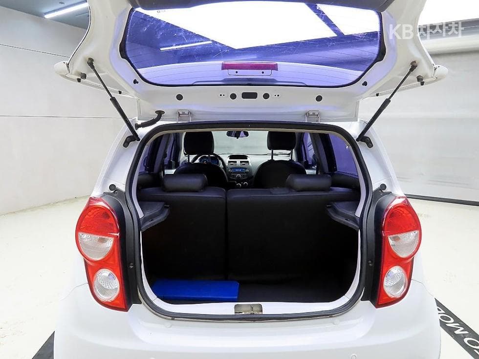 GM Korea Chevrolet SparkLT Standard - 15