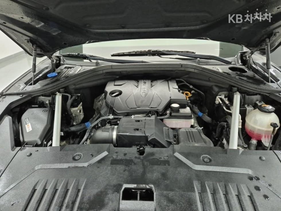 Дженезис GV70Бензин 2.5T AWD - 19