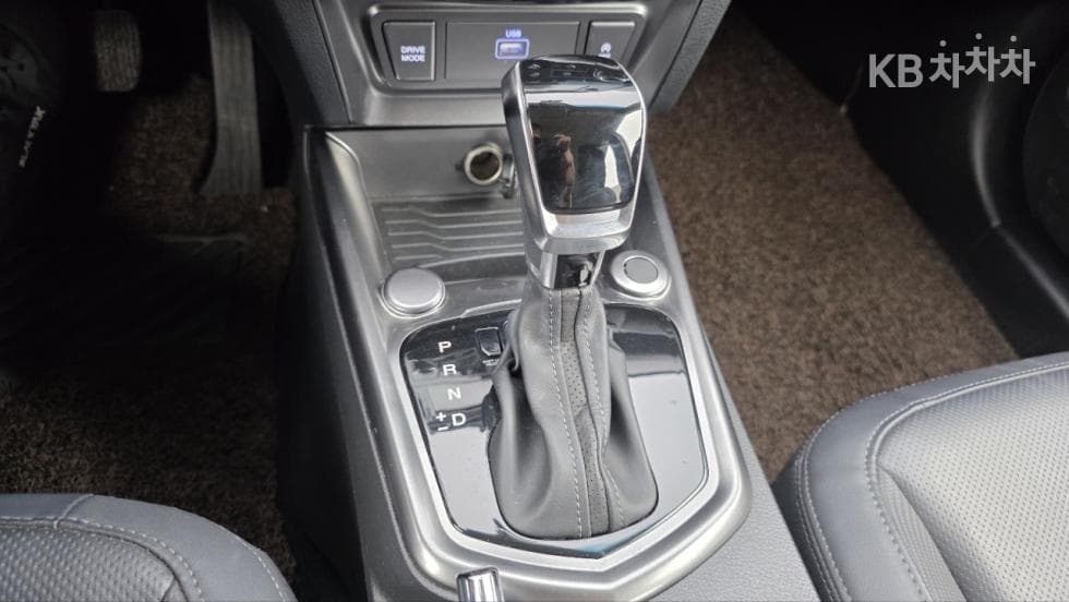 КейДжи Мобилити Very New (фацелит/обновяване) ТиволиБензин V1 2WD Стандартен - 10
