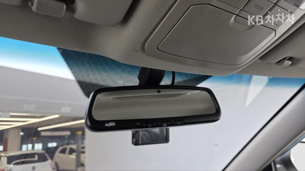 КейДжи Мобилити Very New (фацелит/обновяване) ТиволиБензин V1 2WD Стандартен - 11