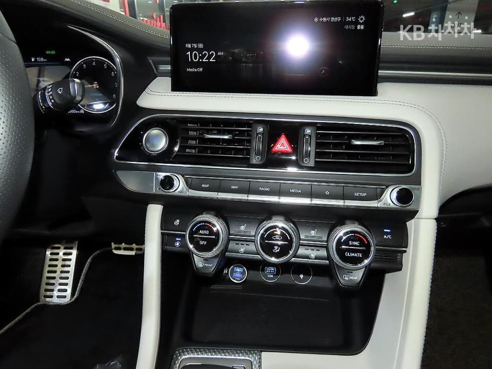 Genesis The New (facelift) G702.0T 4WD Sports Package - 11