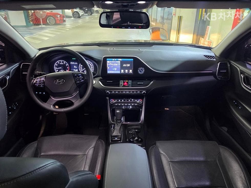 Hyundai Grandeur (Azera)IGRental car 3.0 LPi Modern Standard - 10