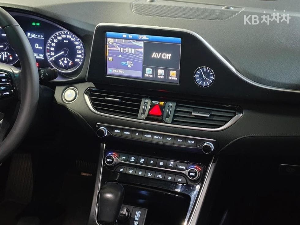 Hyundai Grandeur (Azera)IGRental car 3.0 LPi Modern Standard - 11