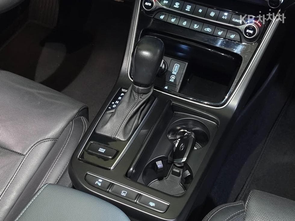 Hyundai Grandeur (Azera)IGRental car 3.0 LPi Modern Standard - 13