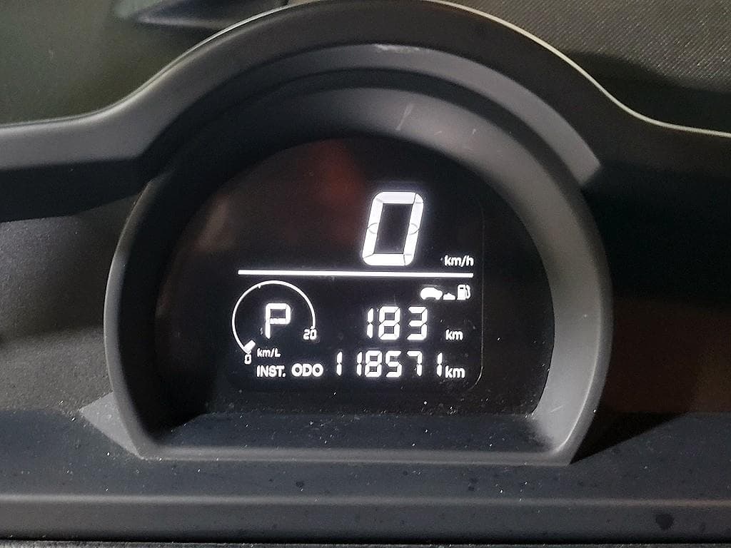 КейДжи Мобилити 코란도 투리스모2WD LT 11-местен - 10
