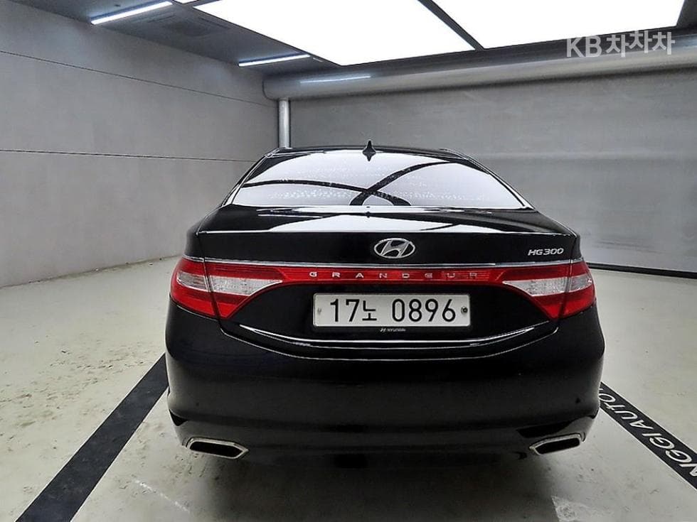 Hyundai Grandeur (Azera)HGHG300 Premium 컬렉션 - 3