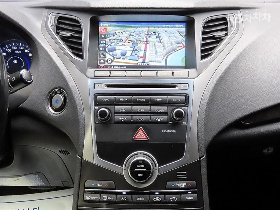 Hyundai Grandeur (Azera)HGHG300 Premium 컬렉션 - 15