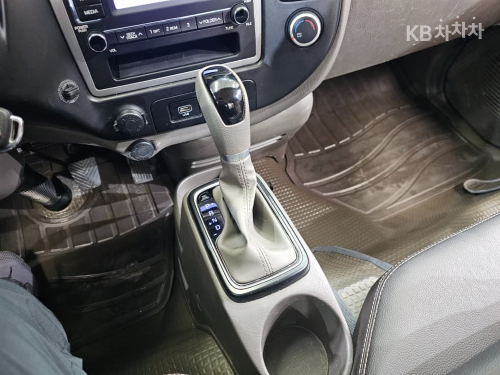 Хюндай Porter 2Удължено междуосие Super Cab CRDi Smart - 6