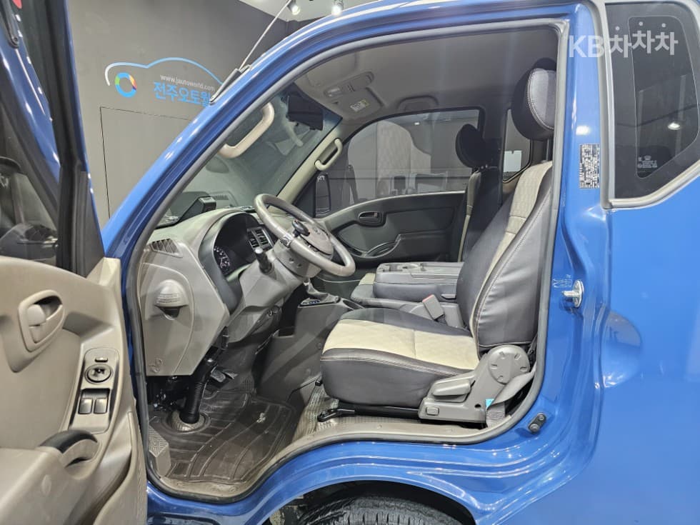 Хюндай Porter 2Удължено междуосие Super Cab CRDi Smart - 11