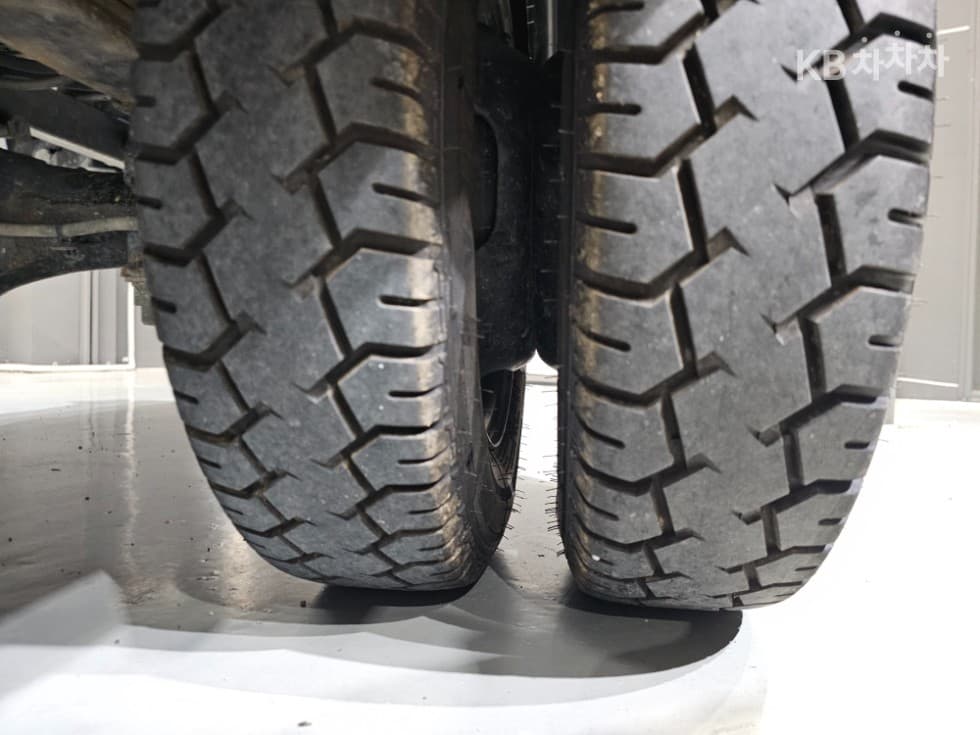 Хюндай Porter 2Удължено междуосие Super Cab CRDi Smart - 19