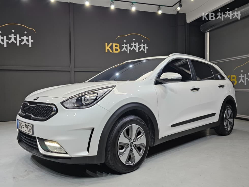 Киа Ниро 1.6 Престиж - Image 1