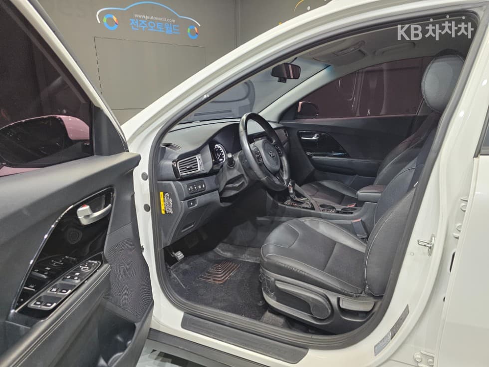 Киа Ниро1.6 Престиж - 13