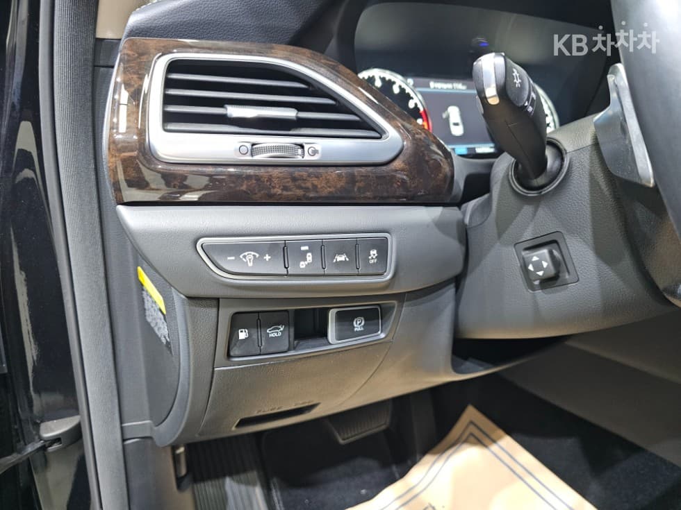 Дженезис G903.3T GDi AWD Лукс - 16